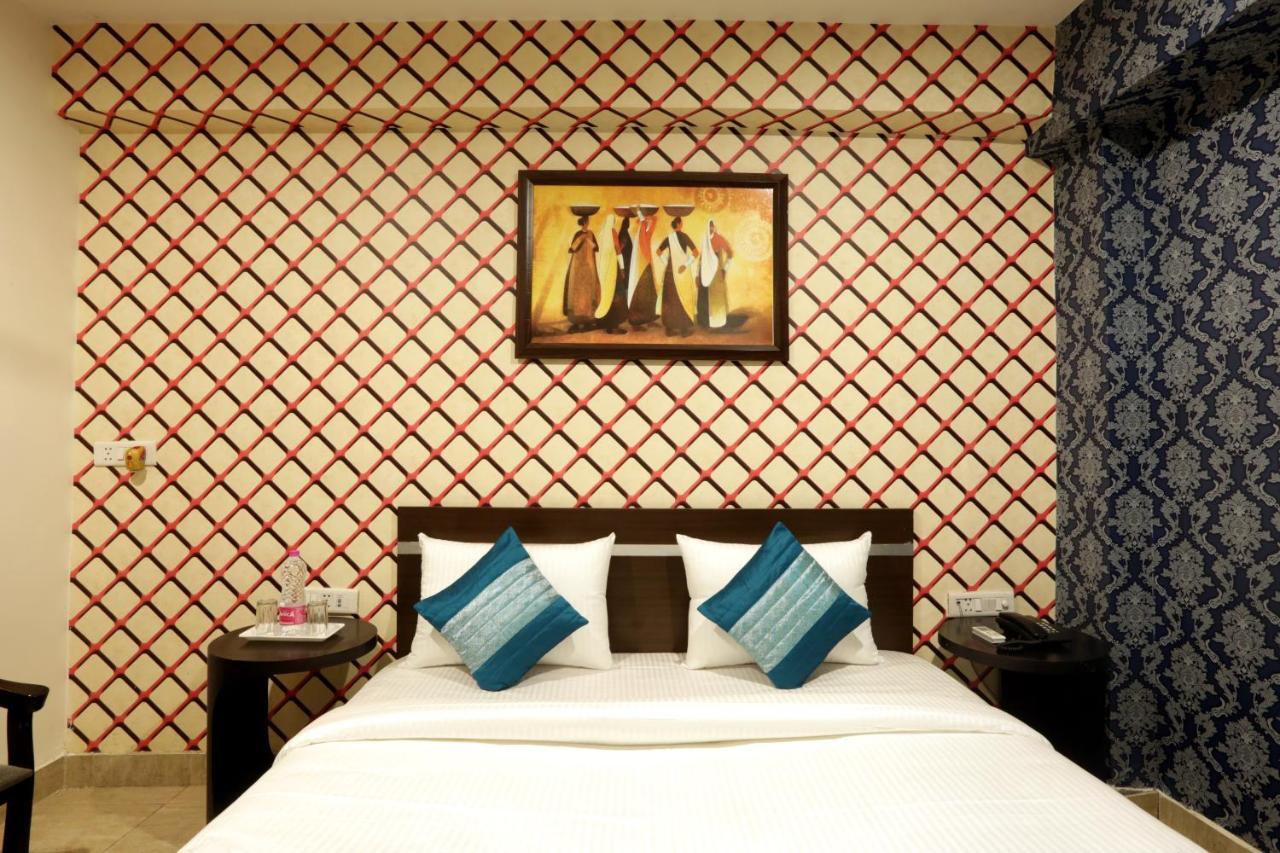 Hotel Green Plaza At Airport New Delhi Eksteriør bilde