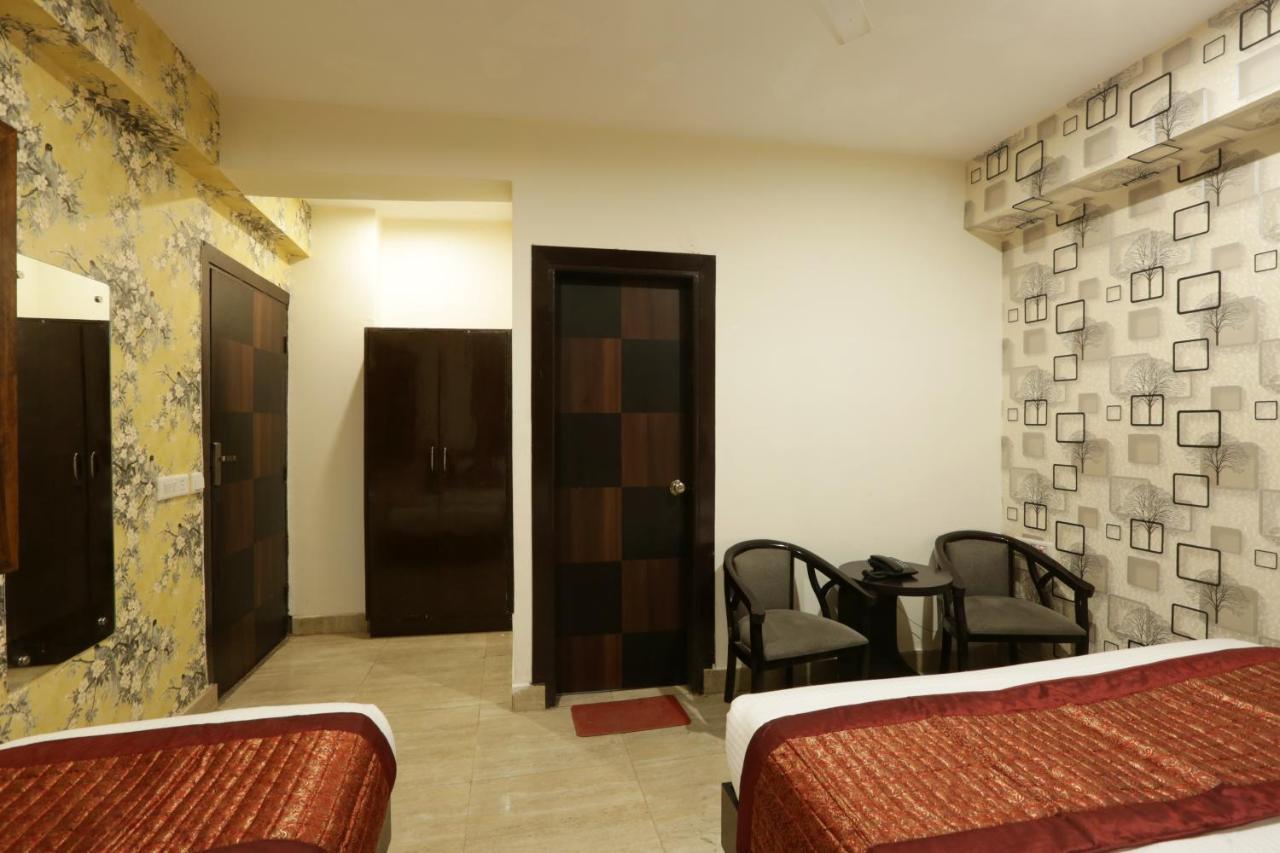 Hotel Green Plaza At Airport New Delhi Eksteriør bilde