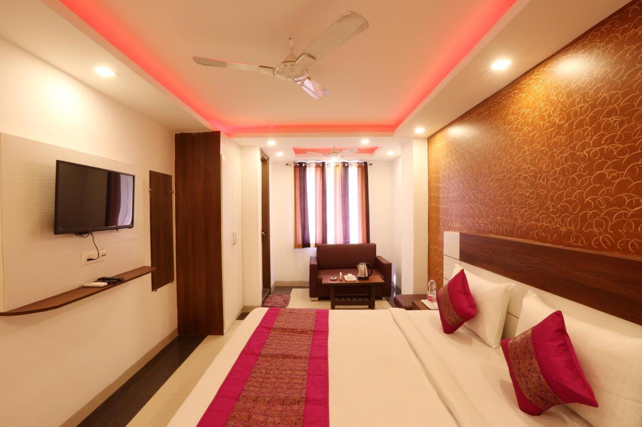 Hotel Green Plaza At Airport New Delhi Eksteriør bilde